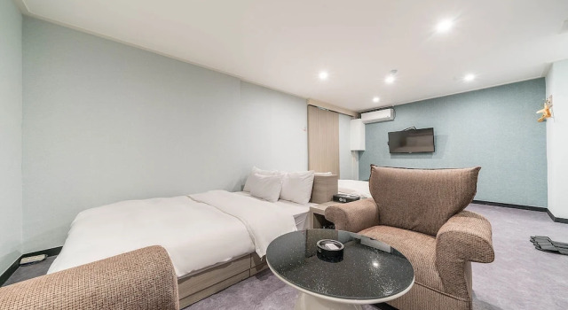 Номер Deluxe Line Hotel