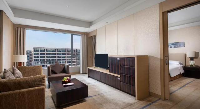 Двухместный люкс Top Floor c 1 комнатой Crowne Plaza Guangzhou Huadu by IHG