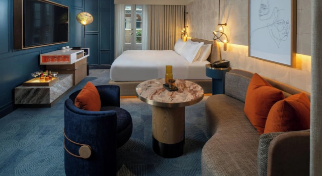 Номер Premier Hotel de la Poste - French Quarter, A Renaissance Hotel