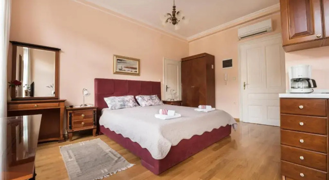 Студия Comfort Apartments Villa Devana