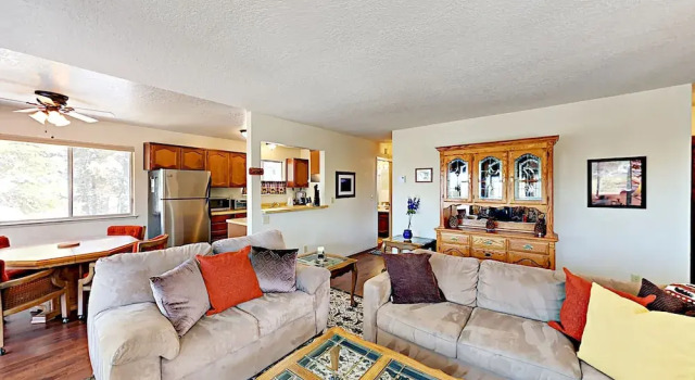 415 Bayview Dr Home 2 Bedrooms 2 Bathrooms Home