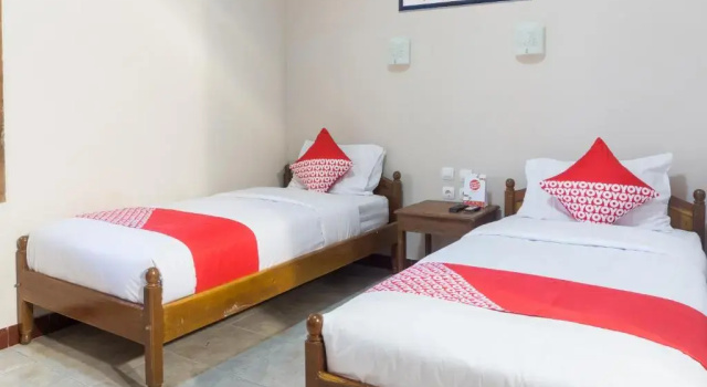 Standard Twin room Hotel O Srikandi Hotel