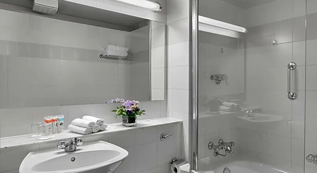 Номер Deluxe Harbour Hotel