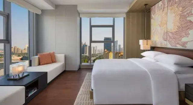 Люкс Presidential Courtyard by Marriott Luoyang