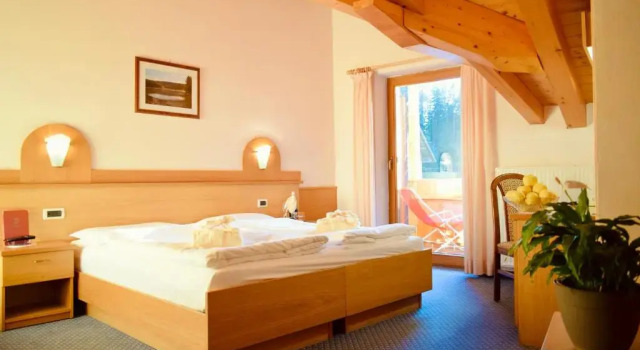 Трёхместный номер Standard с балконом Hotel Waldheim