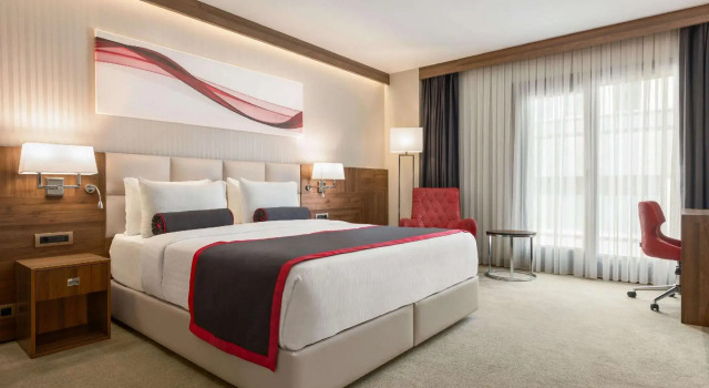 Двухместный номер Deluxe с балконом Ramada by Wyndham Beylikduzu