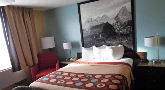 Номер Standard Super 8 by Wyndham Casper East/Evansville