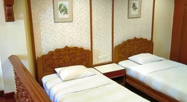 Трёхместный номер Grand Prince Hotel Chiang Mai