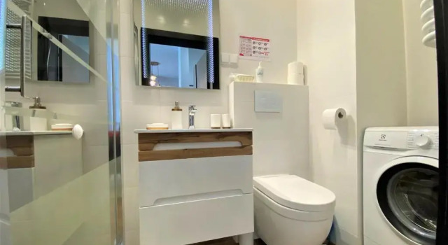 Апартаменты Superior erApartments Mennica Residence