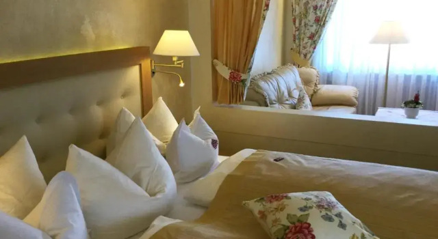 Апартаменты Hotel Krone Igelsberg