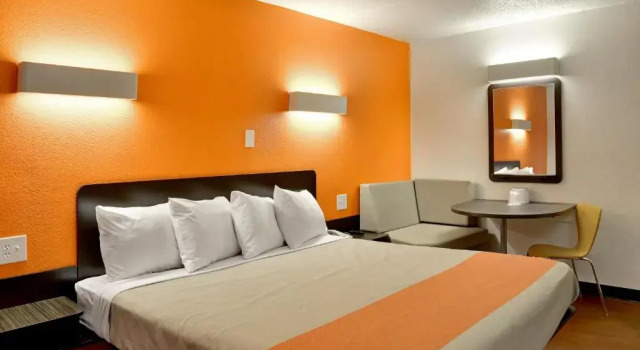 Номер Standard Motel 6-Toledo, OH