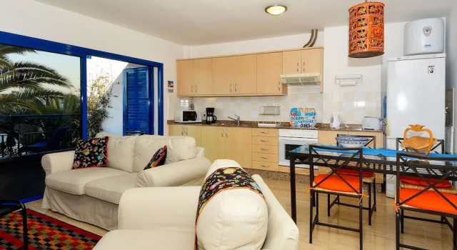 Comfortable Apartment in Arrecife With Terrace