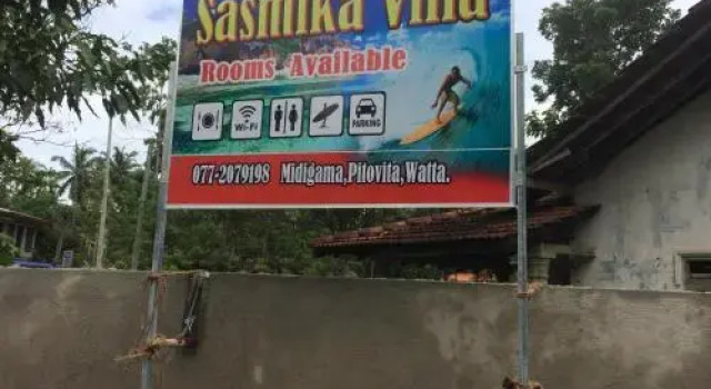 Sasmika Villa Surf And Yoga Hostel
