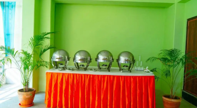 Hotel Pokhara Suites, Забронировать Отель Покхара провинция Гандаки-Прадеш