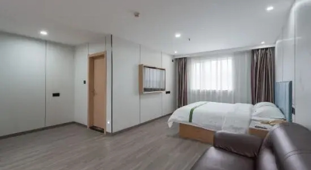 Люкс Superior GreenTree Inn Shanghai Meilan Lake Hutai Road Express Hotel