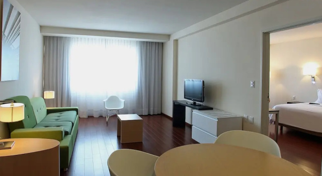 Полулюкс Hotel Opus Grand Toluca Aeropuerto