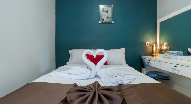 Fast Hous Syariah Bogor Mitra RedDoorz, Book Hotel Cheap Hotels in Bogor