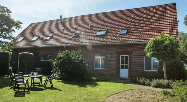 Апартаменты Spacious, Atmospheric Upper Floor of a Farmhouse With Garden