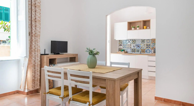 Juriol in Alghero with 1 bedrooms and 1 bathrooms