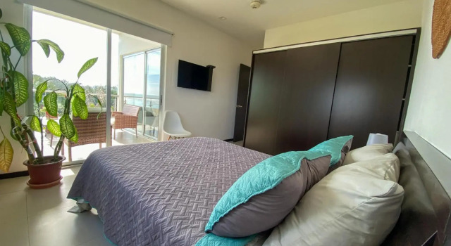 BEACHFRONT APARTMENT Vistas de Bejuco