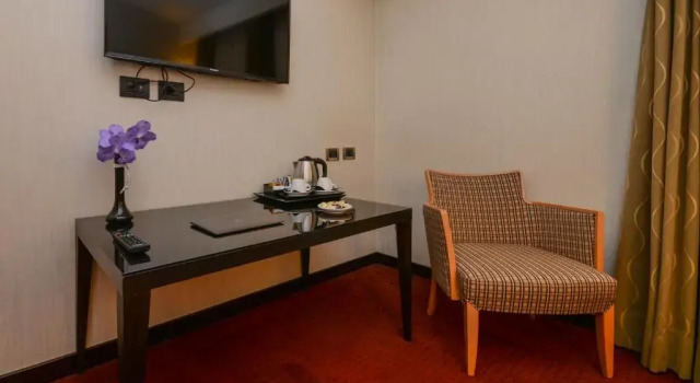 Полулюкс Hotel Igea