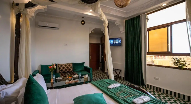 Люкс Deluxe Palais Houyam