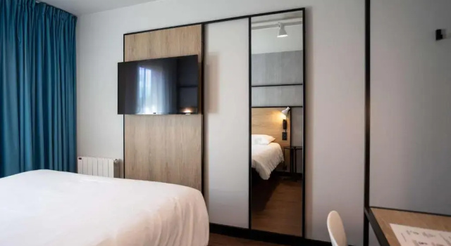 Двухместный номер Standard ibis Saint-Lô