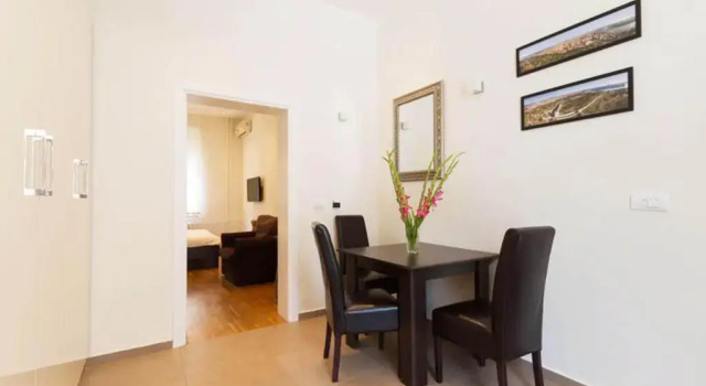 Апартаменты City Break Apartments Chic and Luxury