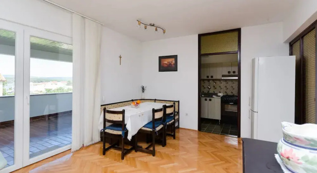Apartment Neda, Prenota Appartamento Hotel a Isole Quarnerine con parcheggio, Parcheggio