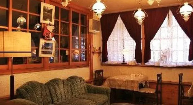 Pension MR Charlie Brown, Prenota Hotel Matsumoto 