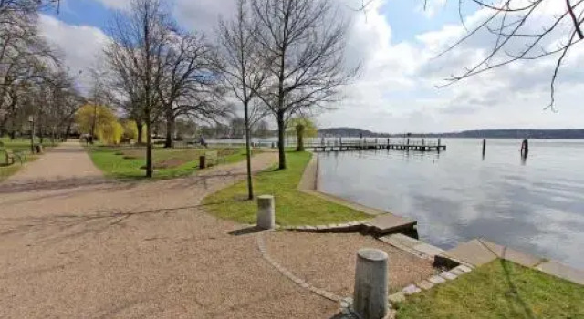 Stadtvilla an der Mueritz SEE 8970, Забронировать Апартаменты/квартира Варен Мюриц, рядом с Volksbad