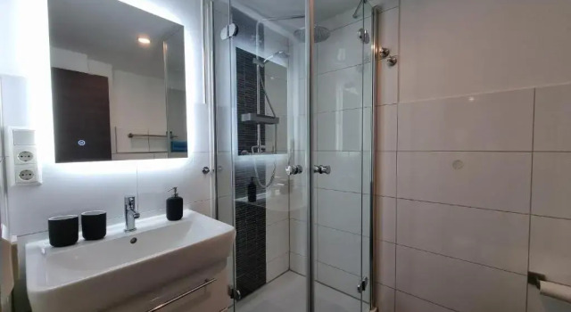 Студия Zwei schicke Apartments mit Parkplatz