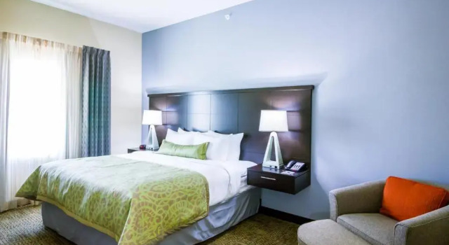 Номер Standard Staybridge Suites Plano North - Frisco by IHG