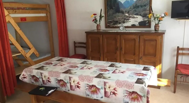 Appartement Mont-Dore, 2 pièces, 6 personnes - FR-1-415-62