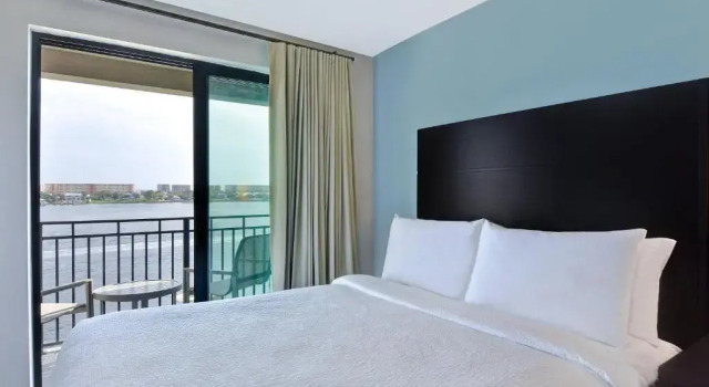Двухместная студия с балконом и с видом на воду Residence Inn by Marriott Fort Walton Beach