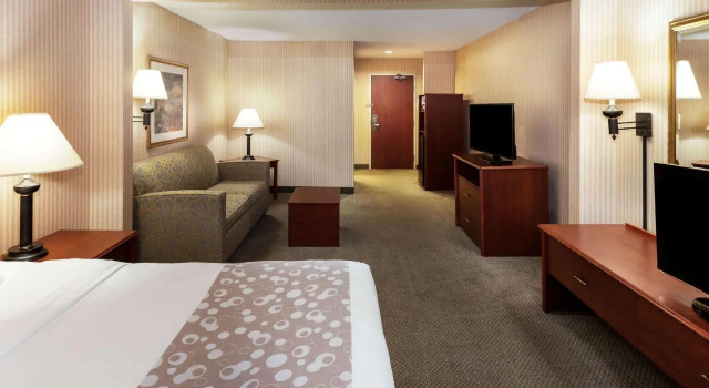 Двухместный люкс La Quinta by Wyndham Milwaukee SW New Berlin