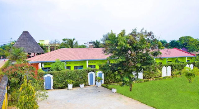 Saint Blaise Hotel, Rezervovat Hotel Hotely v Bujumbura s parkováním, Parkování