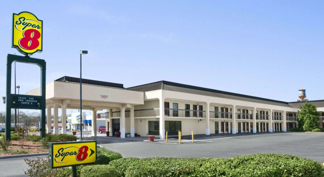 Super 8 by Wyndham Oxford (Alabama)