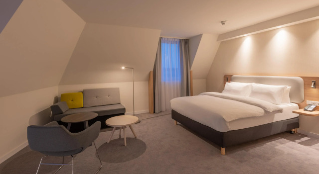 Holiday Inn Express & Suites - Potsdam by IHG, Book Hotel Innenstadt Potsdam