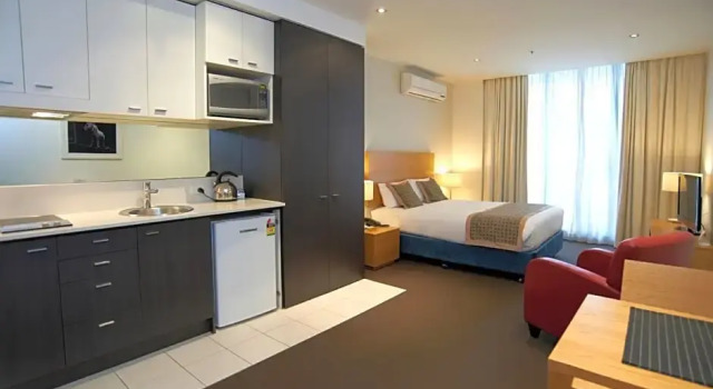 Апартаменты с 2 комнатами Amity South Yarra Apartments