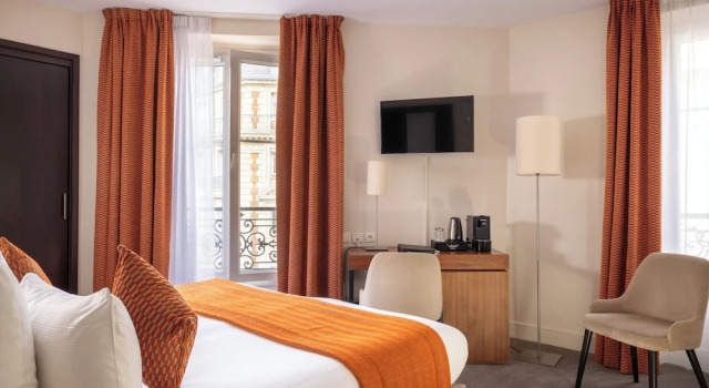 Номер Family Hotel Elysées Bassano