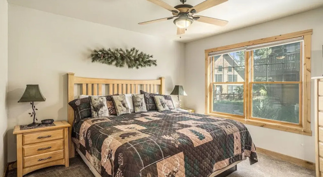 Solitude Bobcat #7 - Estes Park 2 Bedroom Condo by RedAwning, Забронировать Апартаменты/квартира Апартаменты Эстес-Парк, рядом с Lake Estes, Апартаменты/квартира