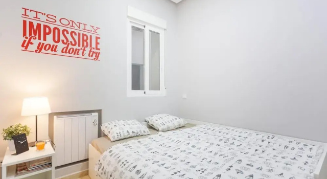 Beautiful Apt. Historic District - Sol, Забронировать Апартаменты/квартира Мадрид Провинция Мадрид, рядом с Здание Compania Colonial