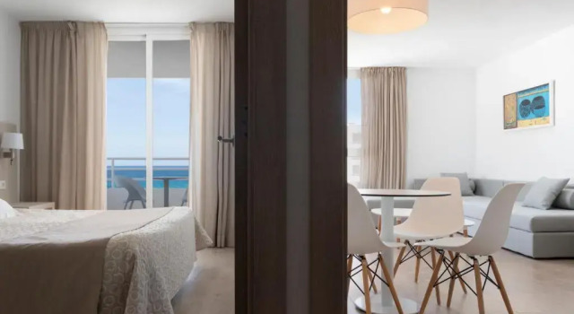 Standard Family room with sea view Hotel Palia Sa Coma Playa