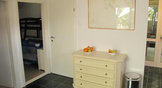 Коттедж Holiday Home Momcilovic