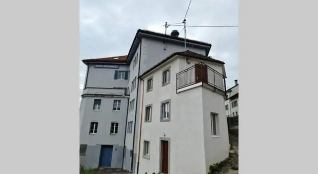 Petit bijou de Sainte-Croix, Prenota Hotel Sainte-Croix 