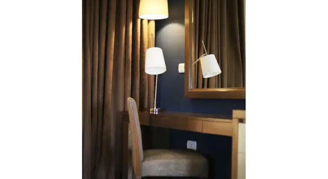 Byoot Bay Hotel & Resort