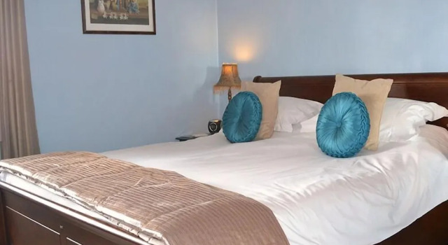 Номер Executive Ternhill Farm House - 5 Star Guest Accommodation with optional award winning breakfast