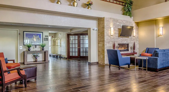 Baymont Inn & Suites Grafton/Milwaukee, 予約 ホテル Grafton ウィスコンシン州