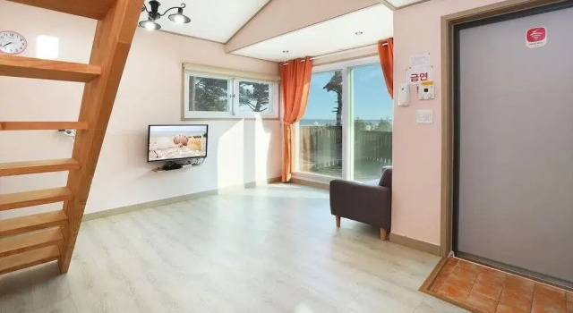 Fox Star Pension, Prenota Hotel Gangneung 
